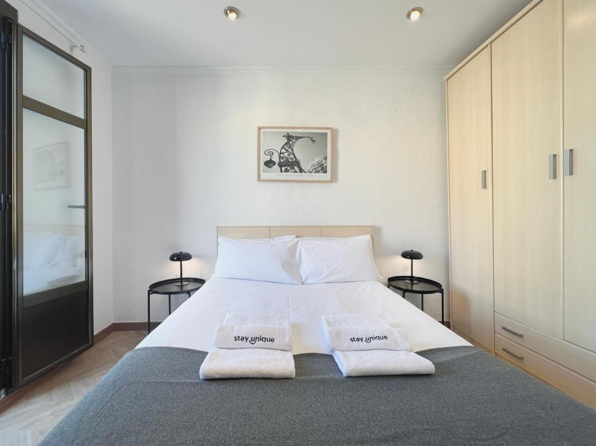 Stay U-Nique Apartments Calabria Barcellona Esterno foto